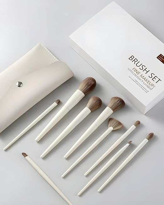 Professional White Makeup Brush Set – 10 Pieces with Elegant Storage Pouch