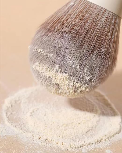 Professional White Makeup Brush Set – 10 Pieces with Elegant Storage Pouch